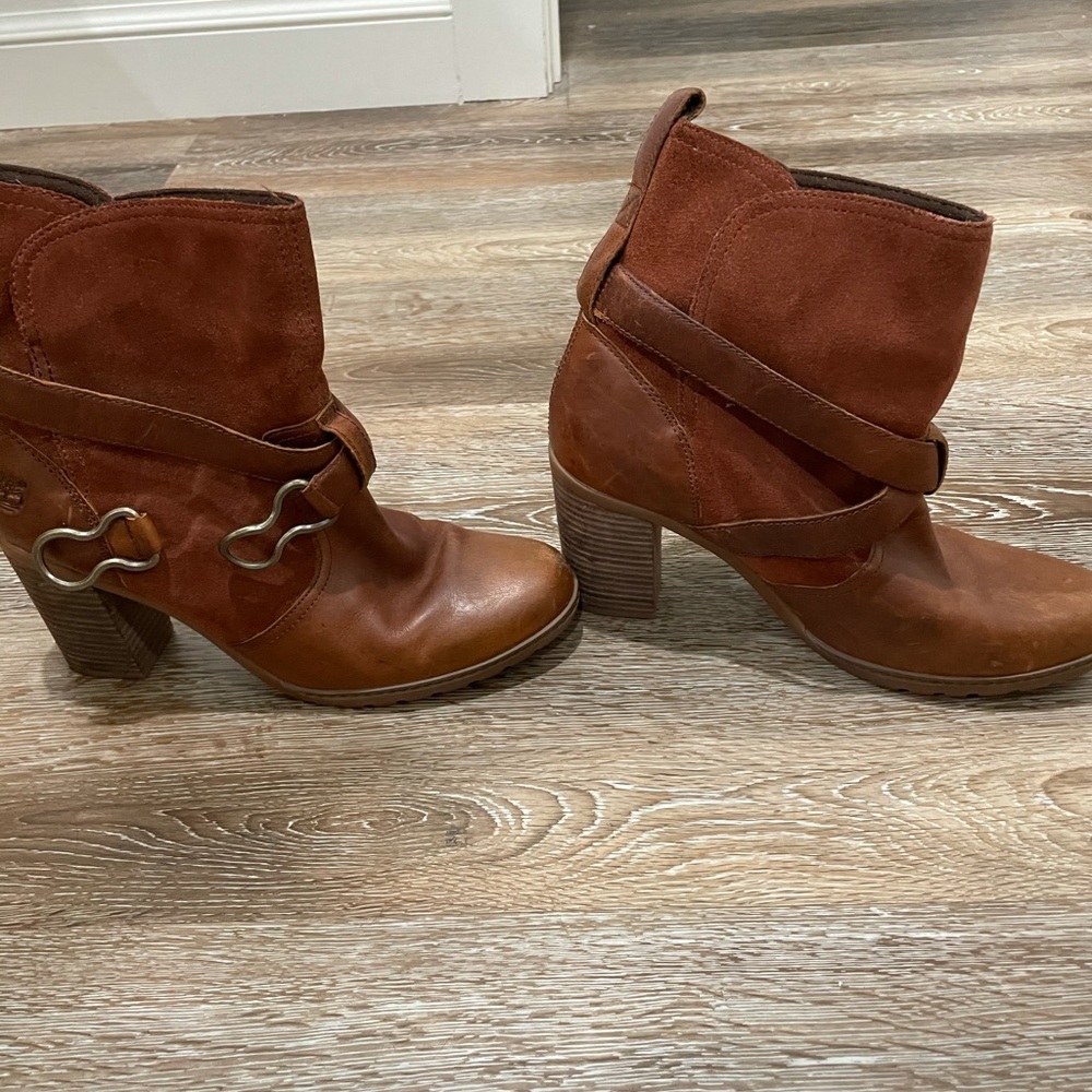 TIMBERLAND Booties Size 9